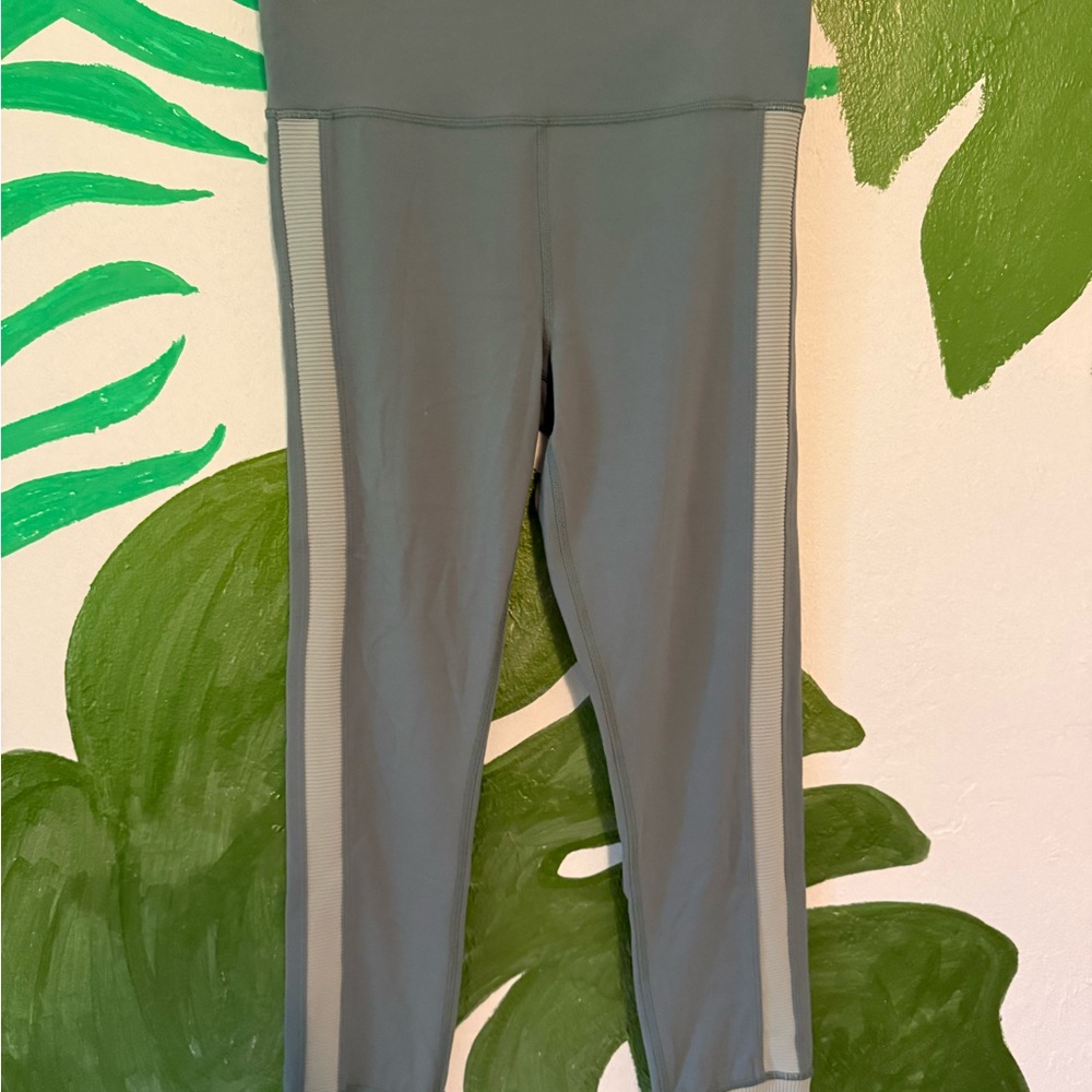 Athleta Elation Trim 7-8 High-Waist Grey Active Leggings with Side Stripe